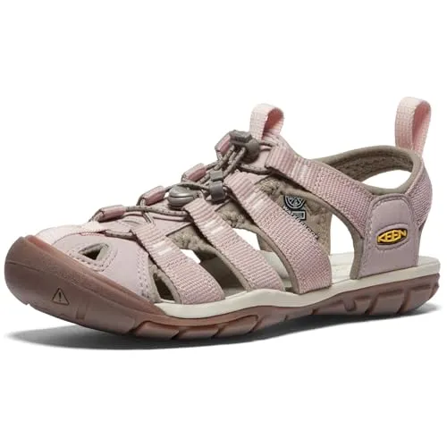 KEEN Damen Clearwater CNX Sandalen - Timberwolf/Fawn, 37 EU - Wanderschuhe mit hervorragender Traktion und leichtem Schutz; waschbare Gurtbänder und schnell trocknendes Futter machen sie ideal für aktive Abenteuer.