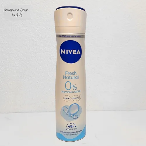 NIVEA Fresh Natural Deo Spray, Deo ohne Aluminium (ACH) mit sanfter Pflege, antibakterielles Deodorant mit 48h Schutz und einzigartiger INFINIFRESH Formel (150 ml)