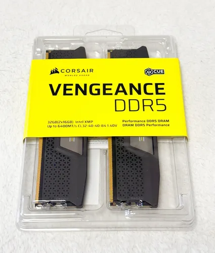 Corsair VENGEANCE DDR5 RAM 32GB (2x16GB) 6400MHz CL32 - Hochleistungs-Arbeitsspeicher für Intel CPUs, iCUE-kompatibel und anpassbare XMP-Profile