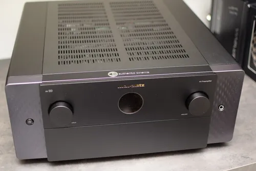 Marantz AV 10 15.4  8K Vorstufe mit authentic cinema Modifikation Atmos Auro