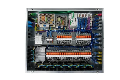 WAGO Systemverteiler Raumautom. 2854-301/000-051 für SPS-Gerätesets - Praktischer Systemverteiler für den professionellen Einsatz, ausgestattet mit digitalen Eingangsmodulen und Kommunikationsmodul. Ideal für effiziente Automatisierungslösungen.