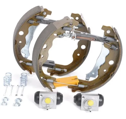 BOSCH Bremsbackensatz KIT SUPERPRO hinten - Bremsbacken für Renault, Dacia und Mercedes-Benz, vormontiert mit Radbremszylinder, ideal für Fahrzeuge mit ABS, Durchmesser 228 mm, sorgt für sichere Bremsleistung.