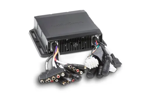 ROCKFORD Fosgate Media Marine Boot Receiver PMX-8BB - Medienempfänger für Boote, wetterfest und mit Bluetooth für kabellosen Musikgenuss auf dem Wasser.