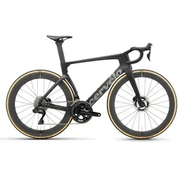 Cervelo S5 Ultegra DI2 2025 - Five Black - 56cm - Rennrad mit aerodynamischer Exzellenz und technischer Präzision, ideal für kompromisslose Rennradfahrer. Erlebe Höchstgeschwindigkeit und Komfort auf jeder Strecke.