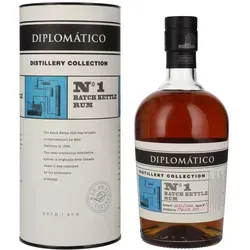 Diplomático Distillery Collection N° 1 BATCH KETTLE Rum 47% Vol. in Geschenkbox - Premium Rum aus Venezuela mit 47% Vol. für Kenner. Der komplexe Geschmack entfaltet sich durch traditionelle Destillation und Reifung in Bourbon-Fässern. Ideal als Geschenk für Rum-Liebhaber.