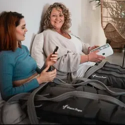 Venen Engel 4 Basic mit Beinmanschetten - Elektrisches Fußmassagegerät mit 4 Luftkammern und 1 Massageprogramm zur schnellen Cellulite-Reduktion. Genieße entspannte Beine und fördere die Durchblutung ganz einfach zuhause.