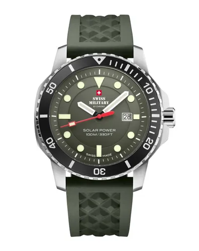 Swiss Military by Chrono Herren Uhr Solar Quarzwerk mit Kautschukarmband - Stylische Herrenarmbanduhr mit 42 mm Gehäusedurchmesser und präzisem Solarquarzwerk. Ideal für jedes Handgelenk, robust und bis 100 Meter wasserdicht. Perfekt für aktive Männer, die Wert auf Qualität legen.