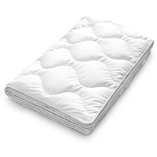Siebenschläfer Microfaserbettdecke 220x240 cm - Bettdecken, 4-Jahreszeiten-Bettdecke, geeignet für Hausstauballergiker und TESTSIEGER 01/2024 bei FAZ Kaufkompass.