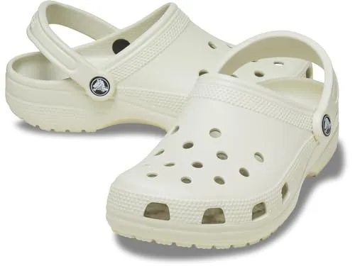 Crocs Kid's Classic Clog Sandalen beige US J5 | EU 37-38 - Bequeme und praktische Kinder-Sandalen in Beige, ideal für Freizeit und Outdoor-Aktivitäten. Perfekte Begleiter für Abenteuer und Spielspaß!