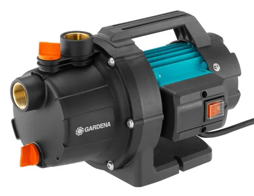 GARDENA Gartenpumpe 3000 4 - 600 Watt, leistungsstarke Bewässerung mit 3.000 l/h und ergonomischem Design für einfachen Transport