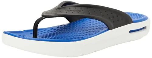 Crocs InMotion LiteRide Flip Sandale in Weiß/Blau/Schwarz, Größe 46-47 - Die Crocs InMotion LiteRide Flip Sandale vereint innovativen Komfort mit sportlichem Design. Das LiteRide Fußbett bietet optimale Polsterung, während das flexible Obermaterial für Bewegungsfreiheit sorgt. Ideal für entspannte Tage!