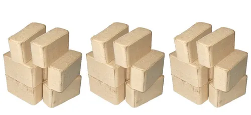 Holzbriketts 3x 10kg naturbelassen - Brennstoffe: Umweltfreundliche Kaminbriketts aus naturbelassenem Holz, ideal für effizientes Heizen und gemütliche Abende am Kamin.