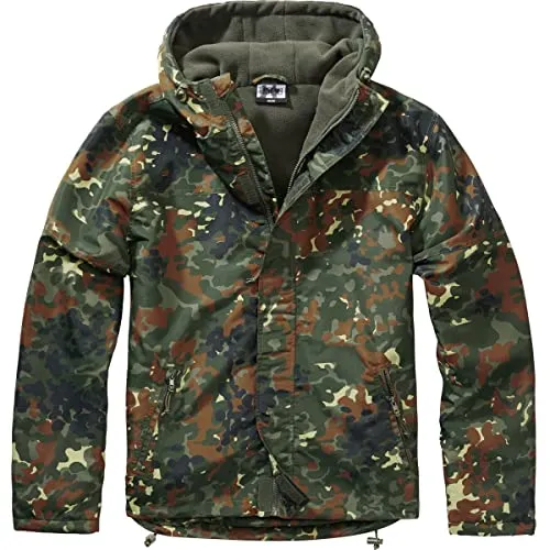 BWuM Windbreaker Flecktarn 5XL mit Zipper - Ein seltener Windbreaker in Flecktarn, ideal für jede Jahreszeit. Mit hochwertiger Verarbeitung, integriertem Fleecefutter und praktischem Frontreißverschluss – perfekt für den täglichen Einsatz.