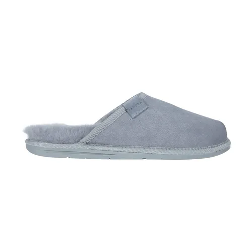 Vanuba Herren Hausschuhe Soay - Komfortable Pantoffeln aus Echtleder mit Lammfell, Größe 46 EU, Grau - Bequeme Herren-Pantoffeln aus hochwertigem Samtleder mit wärmendem Lammfell. Rutschfeste Sohle für sicheren Halt und ideales Wohlfühlgefühl das ganze Jahr über.