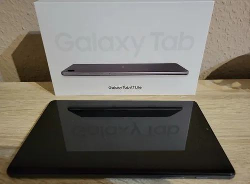 Samsung Galaxy Tab A7 Lite SM-T225 32GB - Kompaktes Tablet - Tablet mit 8,7 Zoll Bildschirm, 32 GB Speicher und 4G-Konnektivität. Ideal für unterwegs mit langer Akkulaufzeit und vielseitigen Funktionen für Entertainment und Arbeit.