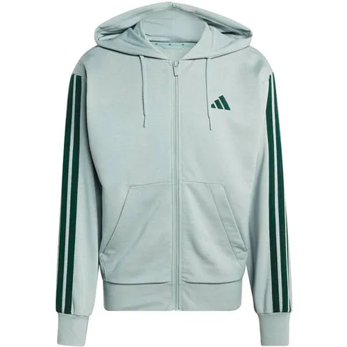 ADIDAS Herren Kapuzensweat Essentials 3-Streifen - Stylische Kapuzenjacke aus weichem French Terry, ideal für den Alltag. Rippbündchen sorgen für zusätzlichen Komfort. Mit Recyclingmaterialien gefertigt, um umweltbewusst zu handeln.
