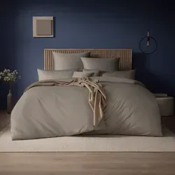 Estella Kissenhülle Mako Satin Atelier Valetta Uni kiesel 40x80 - Kissenbezug aus 100% Baumwolle, trocknerfest und pflegeleicht, ideal für ein angenehmes Schlaferlebnis. Hochwertiger Mako-Satin sorgt für Atmungsaktivität und Hautsympathie.