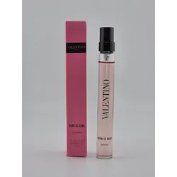 Valentino Donna Born In Roma Eau de Parfum 10 ml Travel Spray - Elegantes Eau de Parfum für Damen im praktischen Reiseformat. Ideal für unterwegs, mit einem faszinierenden Duft, der die Sinne verführt.