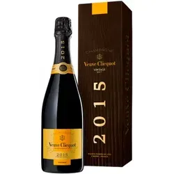 Champagner Veuve Clicquot Vintage 2015 - Mit Etui - Exklusiver Jahrgangschampagner aus der Kategorie Weine, bekannt für seine schlanke und intensive Aromenpalette, hohe Reinheit und herausragendes Alterungspotential.