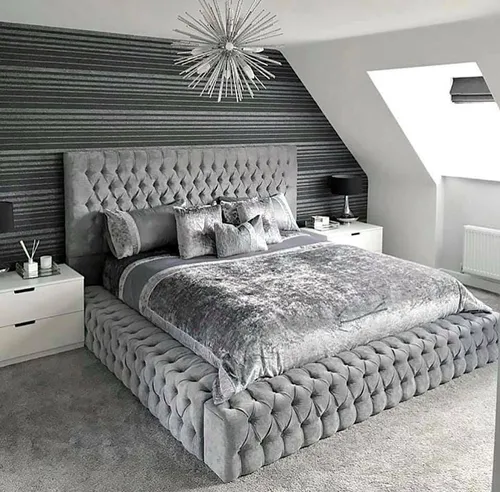 Luxus Doppelbett aus Leder im Chesterfeld-Design - Elegantes Bettgestell für Erwachsene, ca. 234 x 239 cm, in Grau mit modernem Stil und 2 Jahren Herstellergarantie, ideal für ein stilvolles Schlafzimmer.
