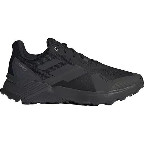 adidas Herren Strutter Shoes - Bequeme Gymnastik- und Trainingsschuhe - Herren-Sneaker mit regulärer Passform, beschichtetem Leder und leichter Adibouncy EVA-Einlegesohle für optimalen Komfort beim Training.