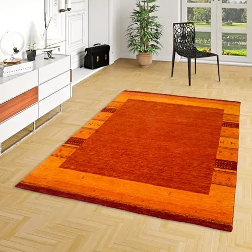 Natur Teppich Gabbeh Esta Terrakotta Bordüre – Handgewebter Wollteppich mit klassischem Design - Hochwertiger Teppich aus 100% Wolle, handgewebt für Langlebigkeit. Mit ca. 20 mm Gesamthöhe und 4500 gr/m² bietet er Komfort und Stil. Ideal für Fußbodenheizung und pflegeleicht.