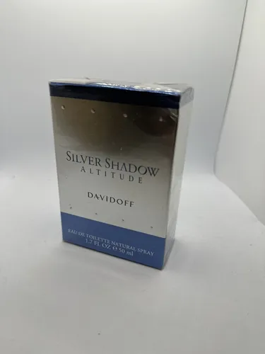 Davidoff Silver Shadow Altitude Eau de Toilette Spray für Herren - 50 ml - Herrenparfüm mit frischen Noten, ideal für den modernen Mann. Entdecken Sie den einzigartigen Charakter von Silver Shadow Altitude in praktischer 50 ml Größe.