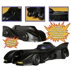 Batman (1989) 5 Points Fahrzeug Batmobile - Schwarz - Erlebe das ikonische Batmobil aus Batman (1989)! Mit klappbaren Waffen, einem schiebbaren Cockpit und einer drehbaren Raketenflamme ist dieses detailreiche Spielzeugauto perfekt für Fans und Sammler. Für spannende Abenteuer in Gotham City!