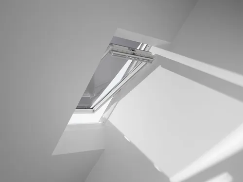 Velux Markise MHL Y80 5060 mit Haltekrallen - Dachfenster Hitzeschutz-Markise, manuelle Bedienung mit Haltekrallen, sorgt für effektive Hitzereduktion und ermöglicht gleichzeitig einen schönen Ausblick.