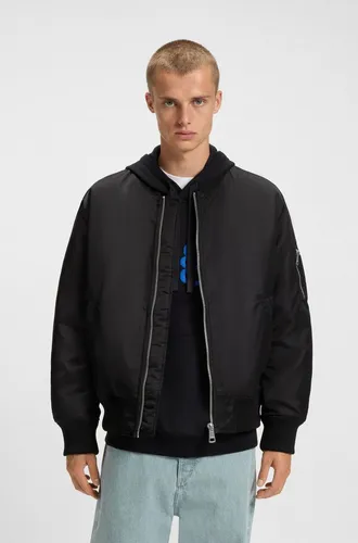 HUGO Blouson Biero mit wasserabweisendem Finish und Ärmeltasche