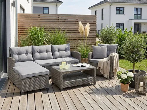 KONIFERA Gartenlounge-Set Cordoba, 11-tlg. für 4 Personen - Gartenmöbel-Set aus Polyrattan mit pulverbeschichtetem Stahlgestell, inklusive bequemer Auflagen und einer stabilen Tischplatte aus Nonwood – ideal für entspannte Stunden im Freien.