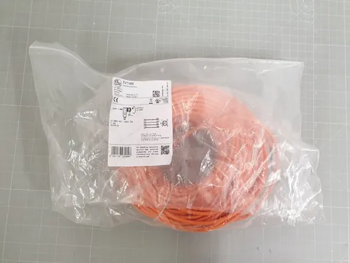 Ifm Electronic EVT066 Anschlussleitung Buchse, gewinkelt 40m - Steckverbinder Zubehör, flexibles 40m Verbindungskabel mit gewinkeltem Stecker für optimale Platznutzung und einfache Installation.