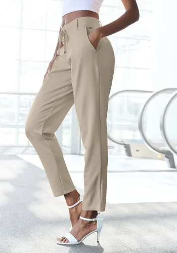 LASCANA Jogger Pants mit elastischem Bund und Gürtelschlaufen - Jogginghosen für Damen, ideal für entspannte Tage zuhause oder unterwegs, mit elastischem Bund und Gürtelschlaufen für perfekten Sitz und Komfort.