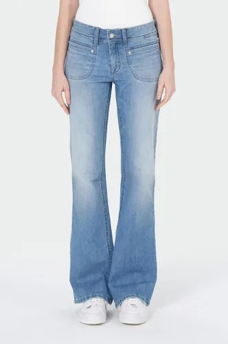 M.O.D Miracle of Denim Marry Flared Jeans Damen Focus Blue - MARRY Damen Bootcut Jeans in Flower Blau – Bequeme und stilvolle Jeans mit lässigem Bootcut-Schnitt für jeden Tag. Die weiche Denim-Qualität sorgt für hohen Tragekomfort und eine perfekte Passform.