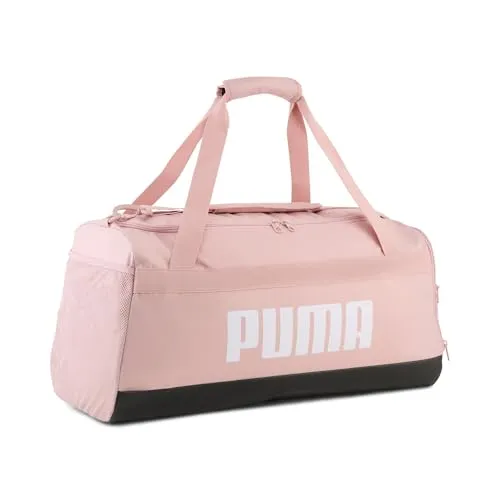 PUMA Erwachsene Challenger 58L Sporttasche in Rosy Outlook Pink - Mittelgroße Sporttasche mit praktischem Zwei-Wege-Reißverschluss und separatem Schuhbeutel. Ideal für Sport und Freizeit, mit verschiedenen Fächern für optimale Organisation.