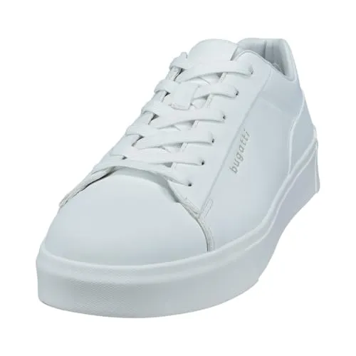Plateausneaker BUGATTI für Herren, Gr. 42 - Sportliche Sneaker aus weißem Lederimitat mit seitlicher Logoprägung, ideal für Freizeit und Alltag.
