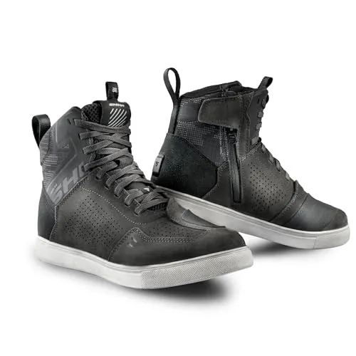 SHIMA Rebel Vented 2.0 Motorradstiefel - perforiert und sportlich - Motorradstiefel in Größe 48, mit perforiertem Design für optimale Belüftung und Komfort. Ideal für sportliche Fahrten und erfüllt Sicherheitsstandards EN 13634.