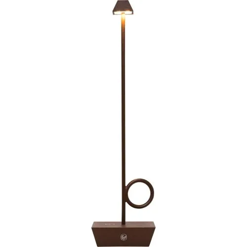 Broggi Lampada Bugia ricaricabile corten - Tischlampe im eleganten Corten-Design, bietet kabellose Flexibilität und schafft eine gemütliche Atmosphäre.