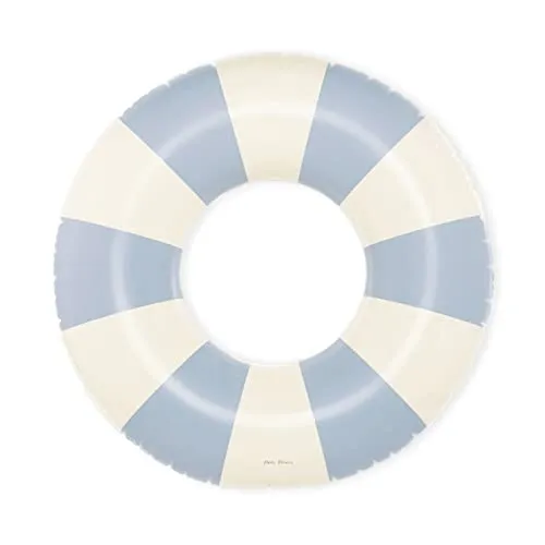 Petites Pommes Lake Float für Kinder – Robuster Schwimmreifen im klassischen Streifendesign - Ideal für den Sommer: Dieser hellblaue Schwimmreifen für Kinder vereint Stil und Funktion. Aus strapazierfähigem PVC gefertigt, bietet er Sicherheit und Komfort für unvergessliche Badeabenteuer. Perfekt für kleine Schwimmer!