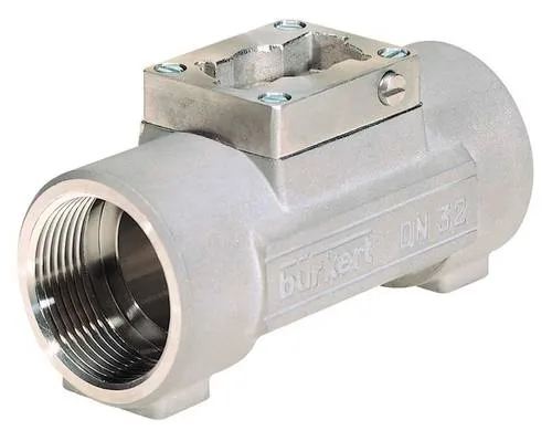 Bürkert S030 Sensor-Fitting mit Flügelrad - Kompaktes Sensor-Fitting für die Messung von Durchfluss in neutralen Flüssigkeiten. Schnelle Verbindung mit Bürkert Transmittern und leckagefreier Betrieb dank innovativer Technologie.