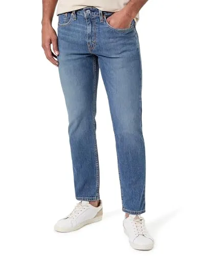 Levis 502 TAPER Jeans für Herren – Modern und Lässig - Lässige Herren-Tapered-fit-Jeans von Levi's®. Vielseitig kombinierbar, knöchellang und aus strapazierfähigem Denim. Ideal für entspannte Freizeitlooks.