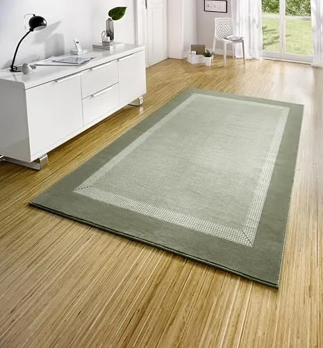 HANSE Home Teppich Band - Weicher Kurzflor Teppich in Grün - Flachgewebe-Teppiche, maschinell gewebt, pflegeleicht und strapazierfähig, ideal für Wohnzimmer, Schlafzimmer oder Esszimmer.