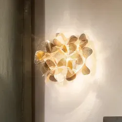 Slamp Cliza Wandleuchte Mama Non Mama Gold - 32 cm - Lampen mit innovativem Design und intelligentem Magnetsystem für einfache Reinigung. Genießen Sie diffuses Licht und ästhetische Schönheit in Ihrem Raum.