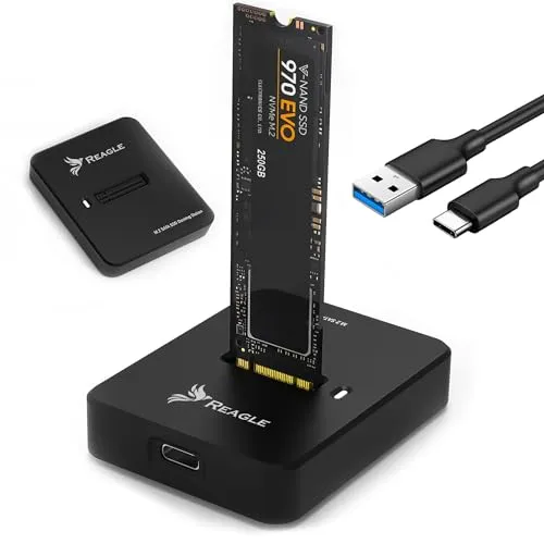 Reagle M.2 NVMe & SATA SSD Adapter, USB-C 3.2 Gen 2 - Dockingstation für Festplatten mit blitzschneller Datenübertragung von bis zu 10 Gbps, werkzeugloser Einbau und umfassender Kompatibilität für SSDs bis 2 TB.