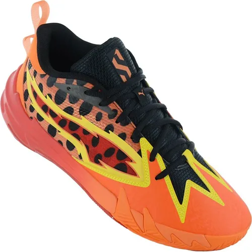 Puma x Cheetos Scoot Zeros Herren Sneakers Basketball Schuhe Orange - Limitierte Edition der Basketball-Sneakers, inspiriert von Scoot Henderson. Atmungsaktives Mesh-Obermaterial, individuelle Schnürung und komfortable Polsterung für optimalen Sitz und Style.