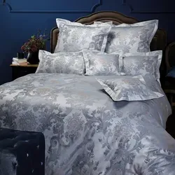 Curt Bauer Kissenbezug Louis XIV, königsblau mit Blumenranken - Kissenbezug aus Mako-Brokat-Damast, OEKO-TEX® zertifiziert, pflegeleicht bei 60°C waschbar, ideal für stilvolle Akzente in Ihrem Wohnraum.