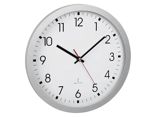 TFA Dostmann Analoge Funk-Wanduhr 30 cm, Silber mit Sekundenzeiger - Elegante Funk-Wanduhr mit automatischer Zeiteinstellung über DCF77. Der rote Sekundenzeiger ermöglicht exaktes Ablesen. Ideal für Küche, Wohnzimmer oder Büro – ein stilvolles Accessoire für jedes Zuhause.