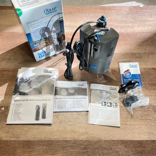 Oase Innenfilter BioPlus Thermo 50/100/200 - Effektive Aquarienfilterung - Aquarien Zubehör mit integriertem Heizer für klares, warmes Wasser. Ideal für Süß- und Meerwasserbecken, einfach zu reinigen dank EasyClean-Mechanismus.