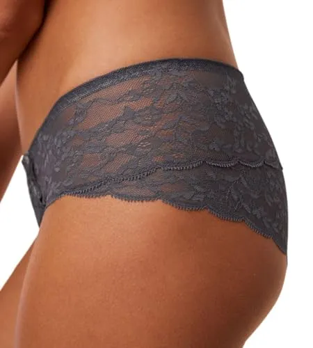 Triumph Hipster Sensual Spotlight - Feminine Spitze mit floraler Stickerei - Funktionsunterwäsche mit elastischem Bund und körpernahem Schnitt, ideal für Komfort und Stil. Pflegeleicht bei 30°C Maschinenwäsche.