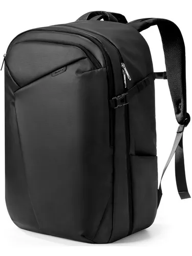 Inateck 40L Reiserucksack mit 26 Taschen - Laptop-Rucksack mit TSA-freundlichem Design für schnelles Reisen und umfassendem Schutz dank RFID-Schutz und spritzwassergeschütztem Material. Ideal für Geschäftsreisen und Wochenendausflüge.